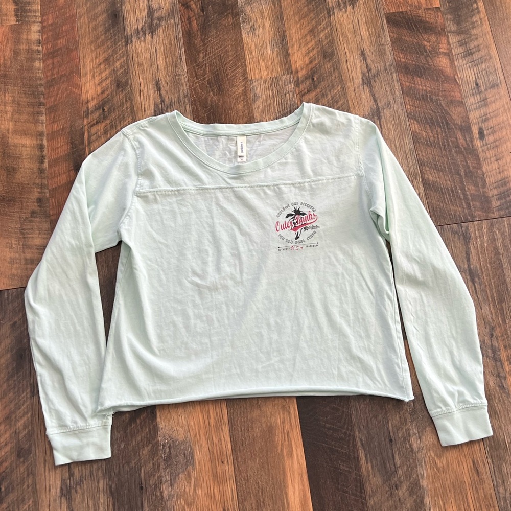US Apparell Cropped Long Sleeve Tee